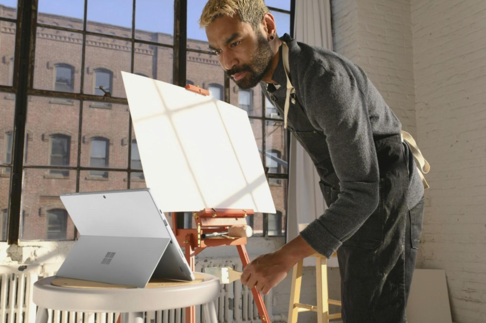 Analisis data keuangan dengan grafik dan spreadsheet